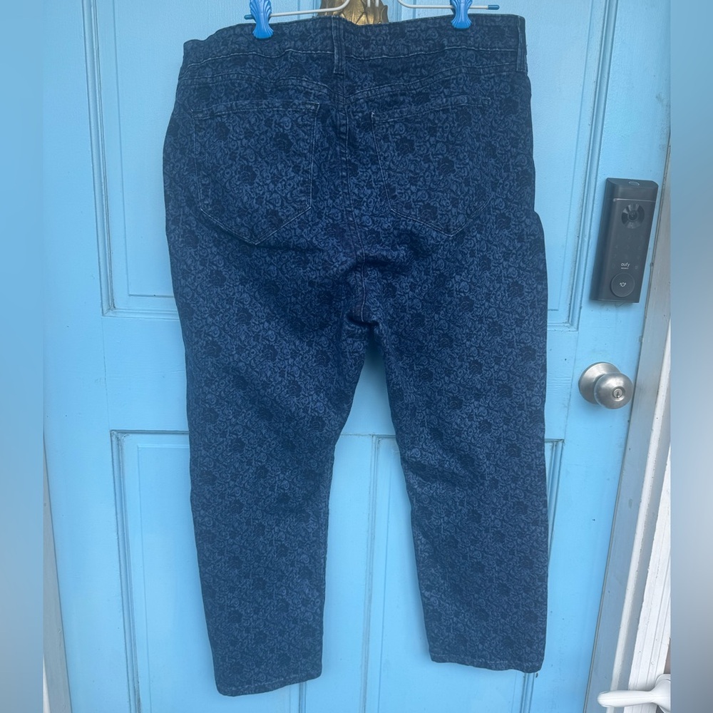 NYDJ Blue Patterned Jeans Ankle size 18W - Picture 4 of 10